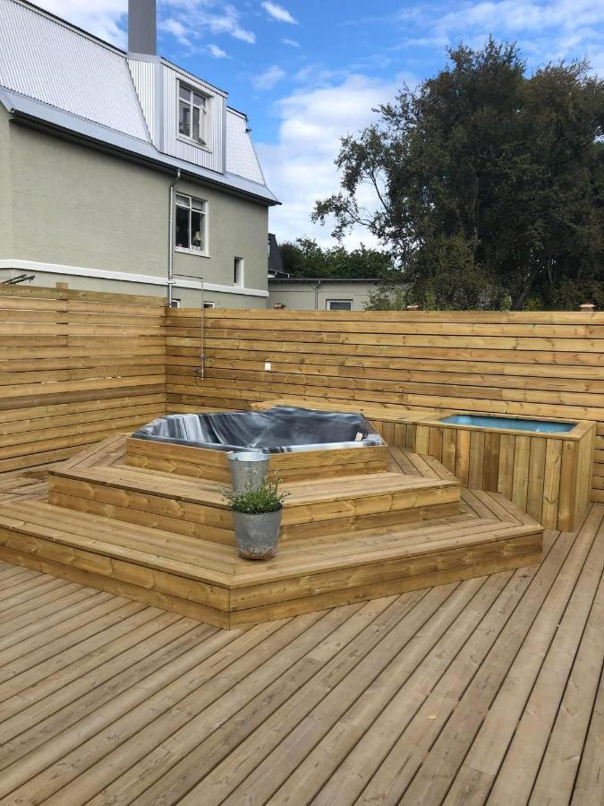 Lovely Studio Apartment With Hot Tub Reykjavík Exterior foto