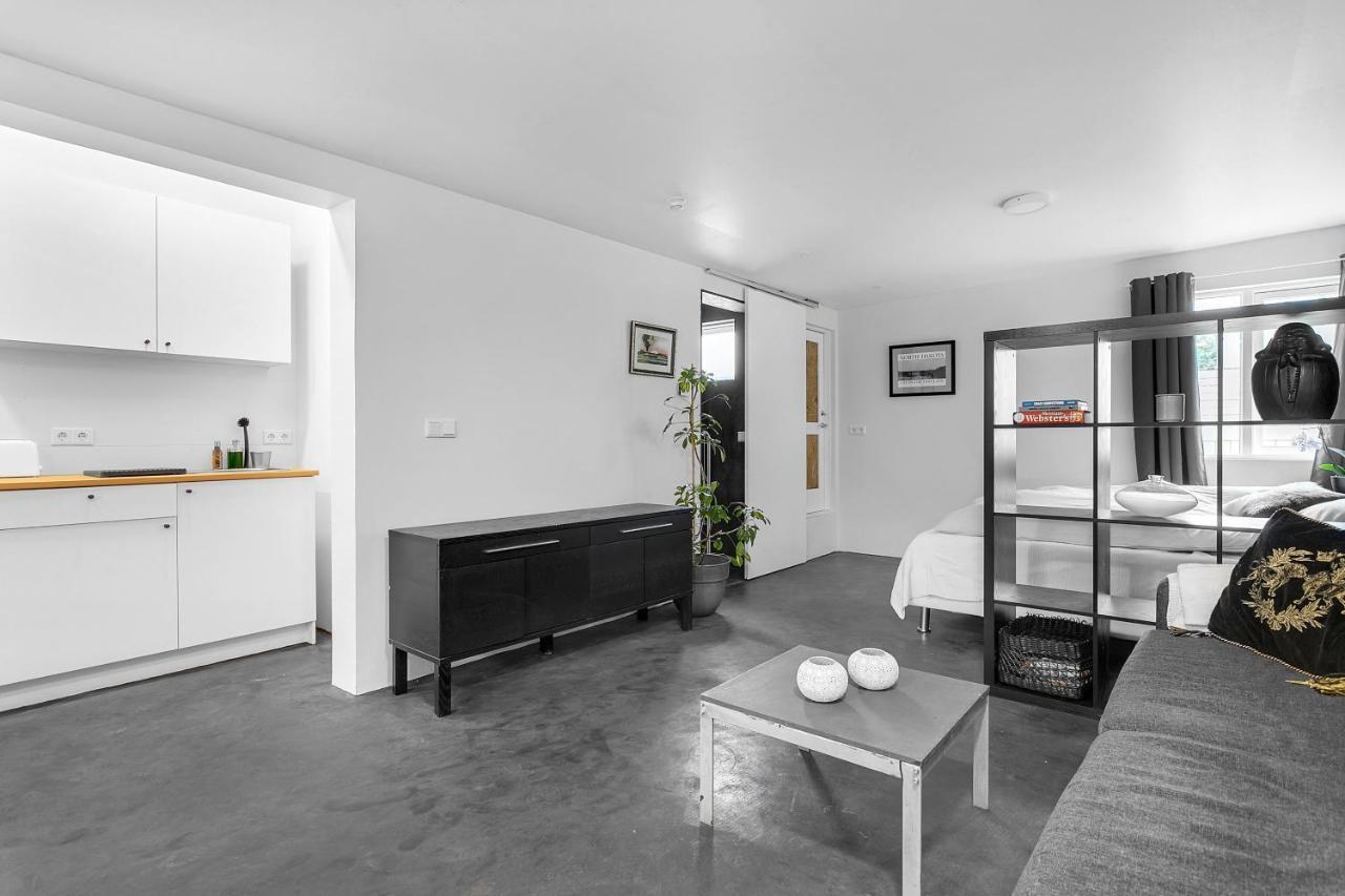 Lovely Studio Apartment With Hot Tub Reykjavík Exterior foto